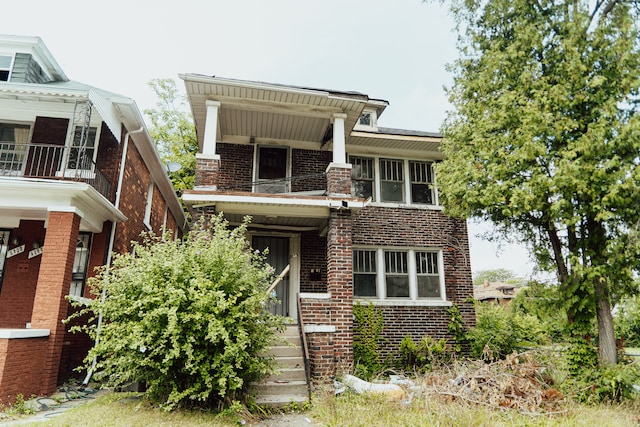 view of front facade featuring a porch