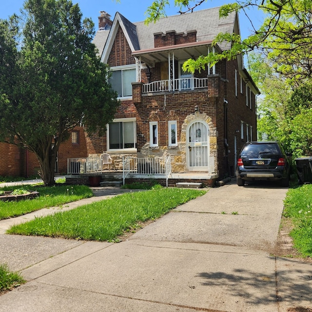 view of front facade