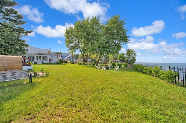 view of yard featuring a water view