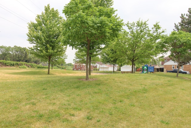 5861 Bingham St, Dearborn, MI 48126