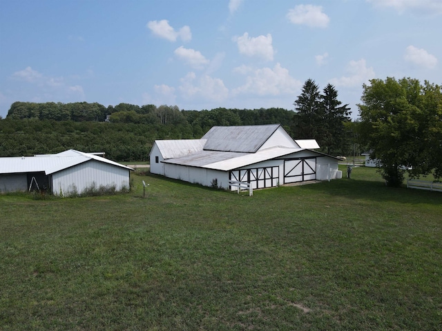 exterior space with a lawn