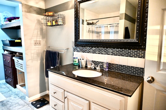 12101 Todd Rd, Ida, MI 48140 - full bath featuring vanity, a shower, tasteful backsplash, and baseboards