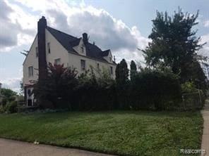 7603 Kentucky St, Dearborn, MI 48126 - view of property exterior featuring a lawn