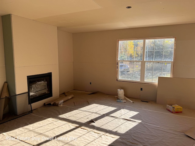 view of unfurnished living room