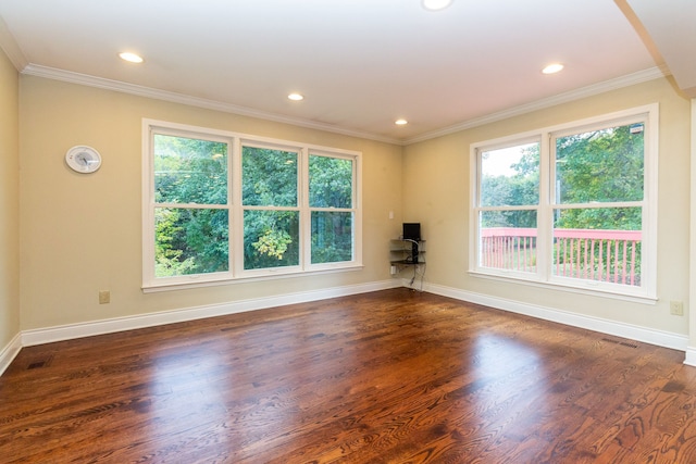 4345 Pine Tree Trl, Bloomfield Hills, MI 48302 - empty room with healthy amount of natural light, wood finished floors, baseboards, recessed lighting, and ornamental molding
