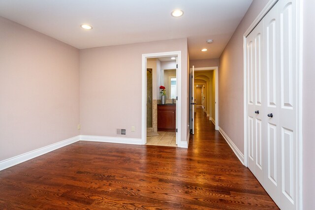 4345 Pine Tree Trl, Bloomfield Hills, MI 48302 - spare room featuring wood finished floors, recessed lighting, baseboards, and a smoke detector