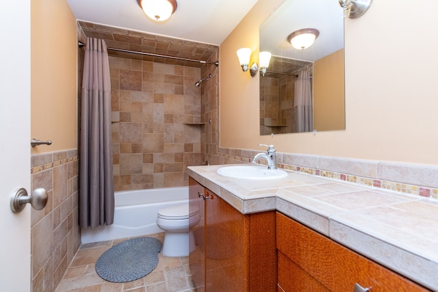 4345 Pine Tree Trl, Bloomfield Hills, MI 48302 - full bath featuring vanity, shower / tub combo, toilet, and tile walls