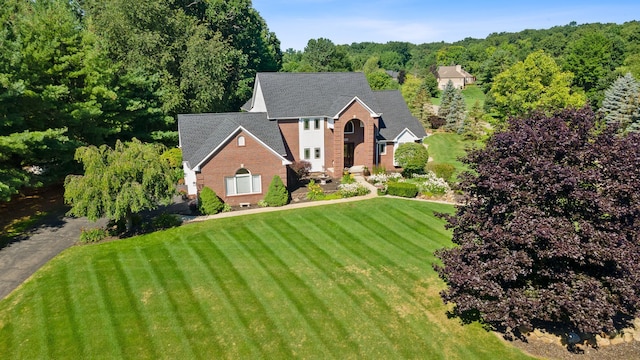 view of front of house with a front lawn