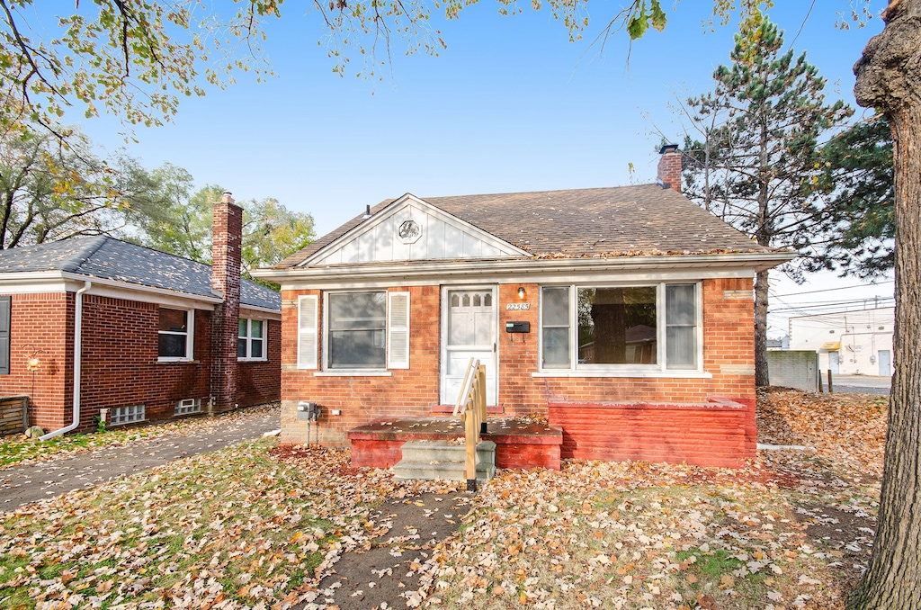 view of front of house