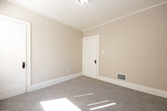 unfurnished room with carpet