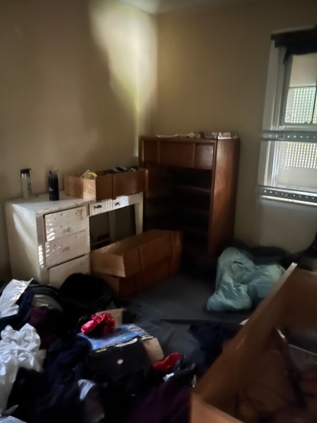 8900 Artesian St, Detroit, MI 48228 - view of sitting room