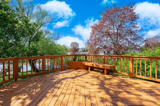 5721 Corunna Ave, Clarkston, MI 48346 - view of deck