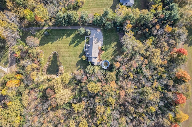 birds eye view of property featuring a rural view