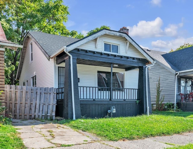 bungalow-style house with covered porch