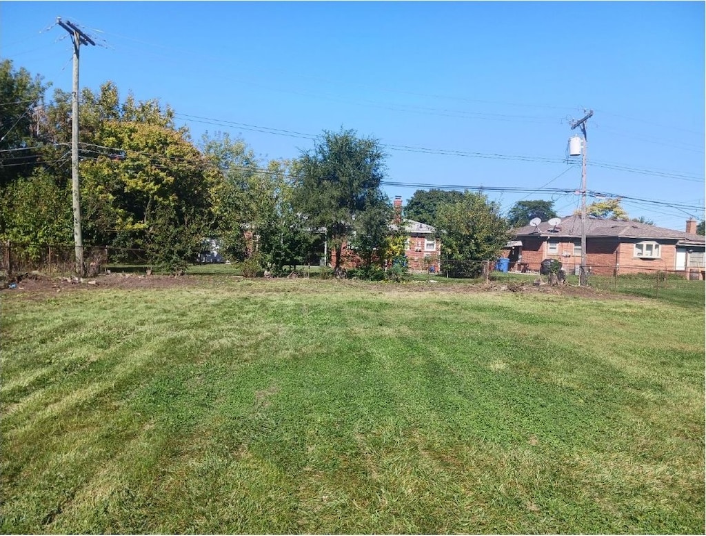 12291 E 11 Mile Rd, Warren, MI 48093