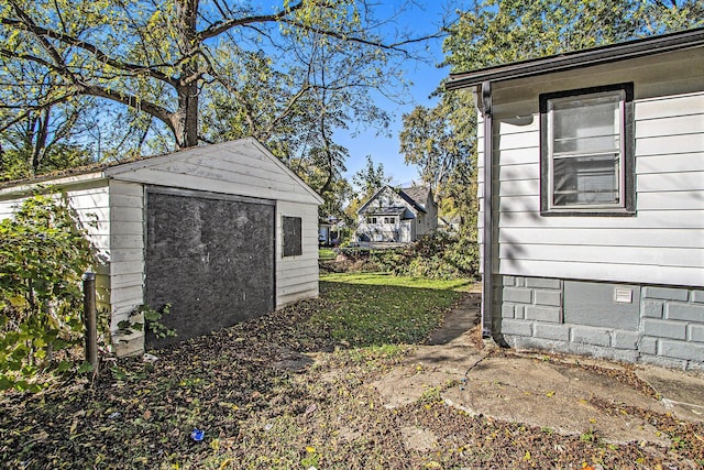 311 Bessie St, Kalamazoo, MI 49007 - view of yard