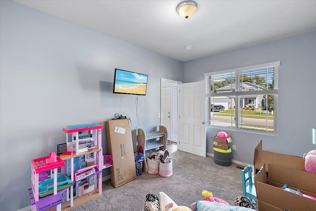 playroom with carpet