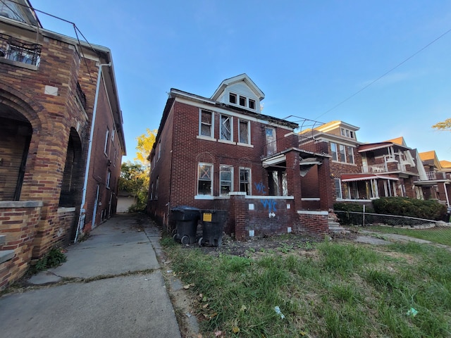 view of front of house