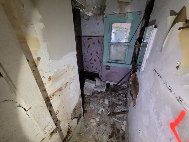 4824 Cortland St, Detroit, MI 48204 - view of bathroom
