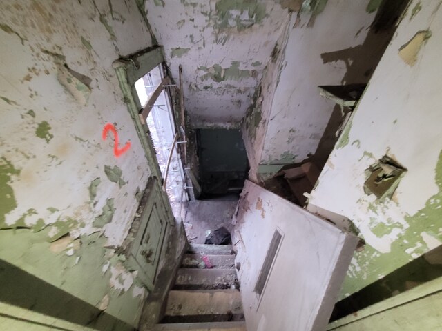 4824 Cortland St, Detroit, MI 48204 - view of stairs