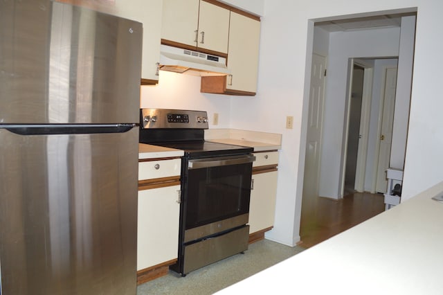 kitchen featuring stainless steel appliances