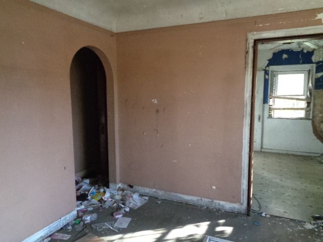 14390 Lappin St, Detroit, MI 48205 - view of exterior entry with stucco siding