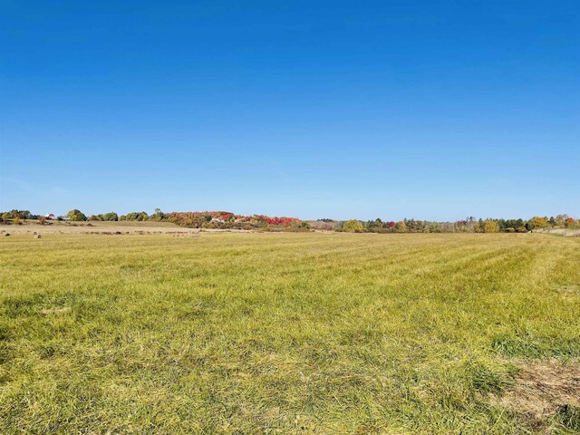 000 Zawora Rd, Kewadin, MI 49648