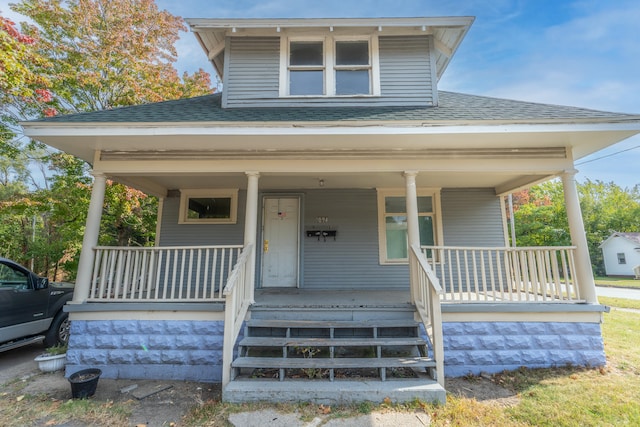 view of front facade with covered porch