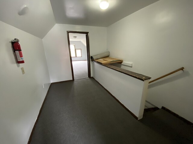925 W Lovell St, Kalamazoo, MI 49007 - bonus room with lofted ceiling