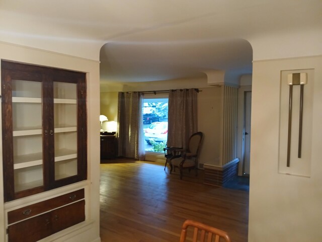 28164 Kendallwood Dr, Farmington Hills, MI 48334 - hall with wood finished floors