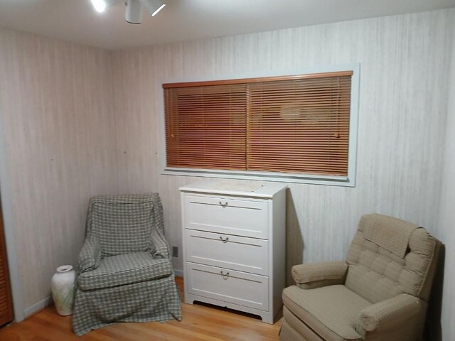 28164 Kendallwood Dr, Farmington Hills, MI 48334 - sitting room with light wood finished floors and a ceiling fan