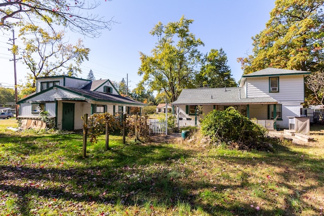 21048 Whitlock St, Farmington Hills, MI 48336 - view of rear view of property