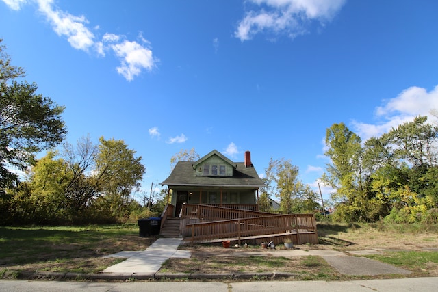 view of front of property with a porch