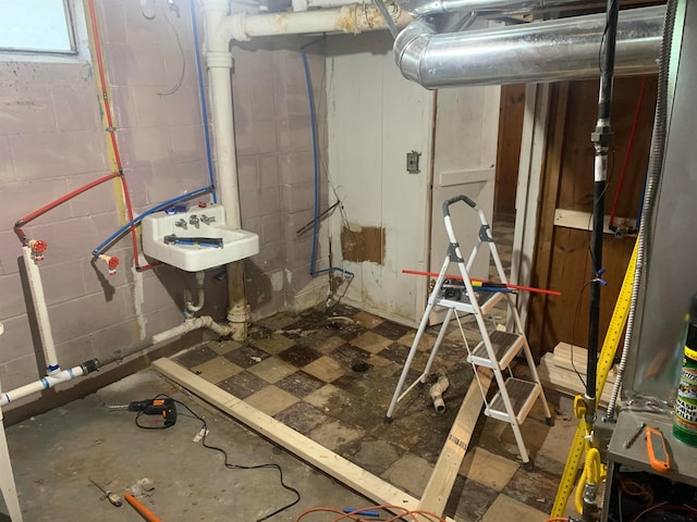 basement with sink