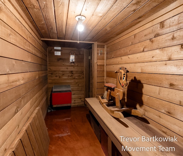 view of sauna / steam room