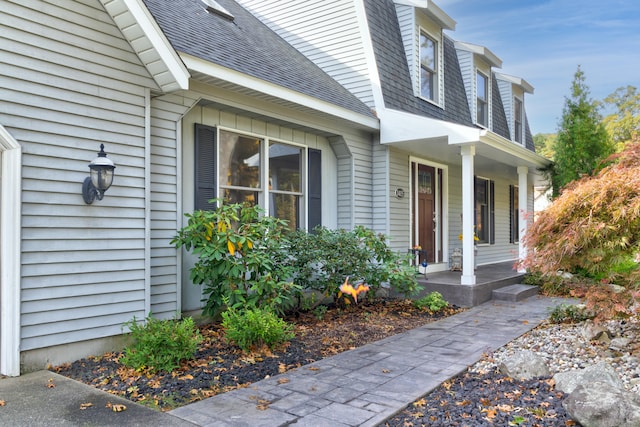 view of property entrance