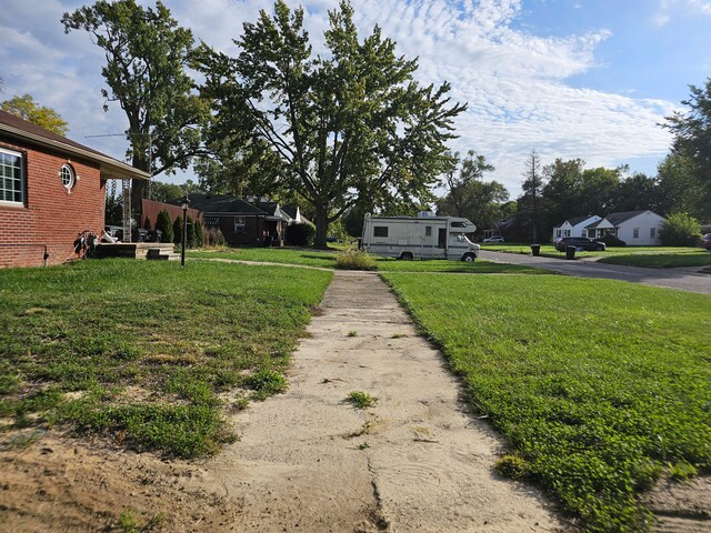 17408 Hamburg St, Detroit, MI 48205 - view of grassy yard