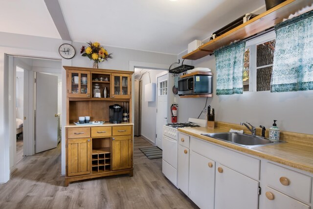 2001 Chippewa St, Traverse City, MI 49686 - dining room with hardwood / wood-style flooring and ceiling fan