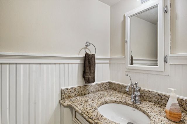 bathroom featuring vanity