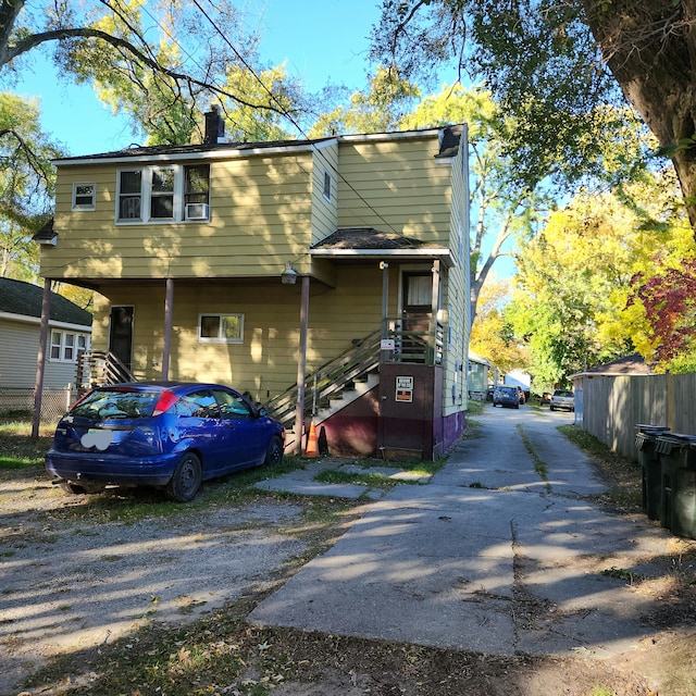 view of front of home