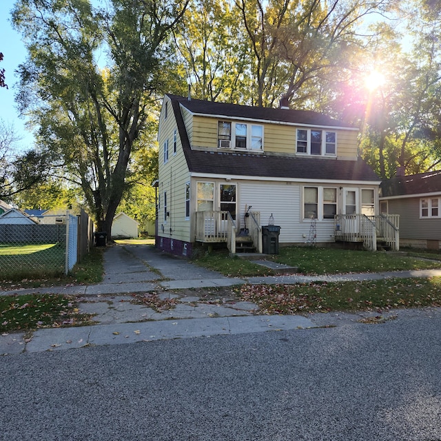 view of front of property