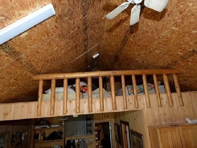 interior details with ceiling fan