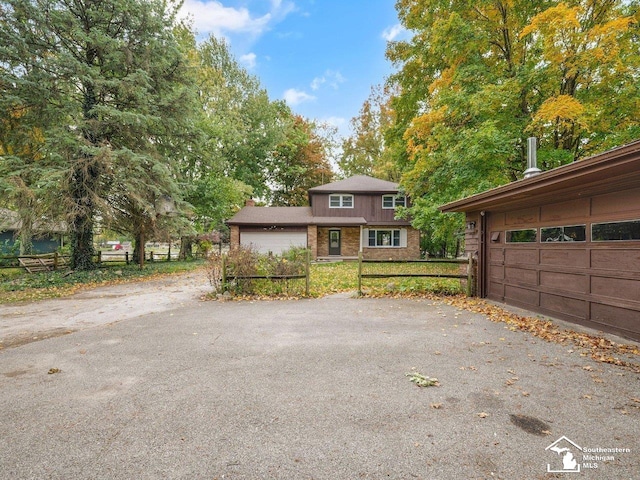 6405 Stillwater Ct, Erie, MI 48133 - view of front facade featuring brick siding
