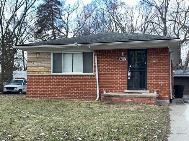 17861 Annott St, Detroit, MI 48205 - photo 1