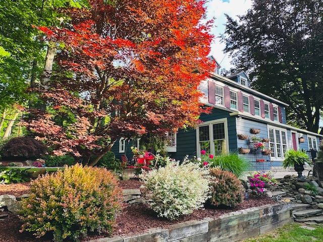 view of home's exterior