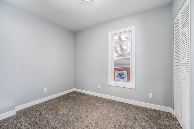 view of carpeted spare room