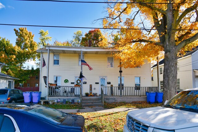 221 N 6th St, Niles, MI 49120 - view of front facade with covered porch