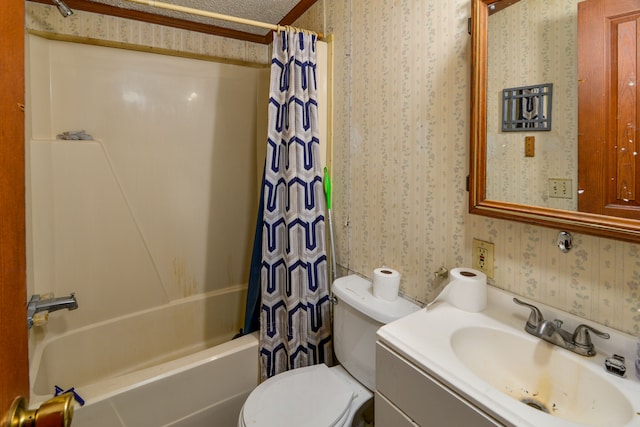 full bathroom with shower / bath combination with curtain, vanity, and toilet