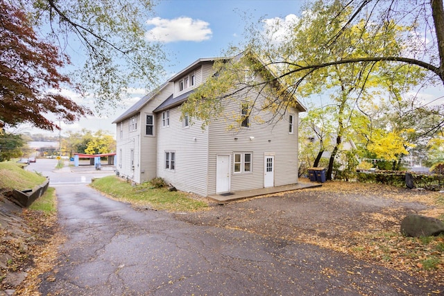 view of side of property