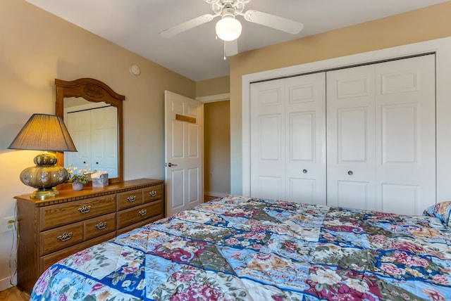 bedroom featuring a closet and ceiling fan